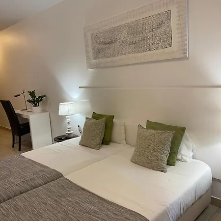 Esmeralda Holidays Aparthotel *